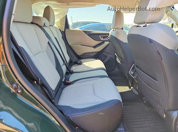 JF2SKADC3RH460444 2024 SUBARU FORESTER Зеленый Вид задней части салона