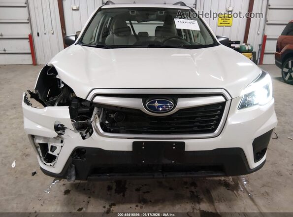 JF2SKADC4MH442317 2021 SUBARU FORESTER White Front view