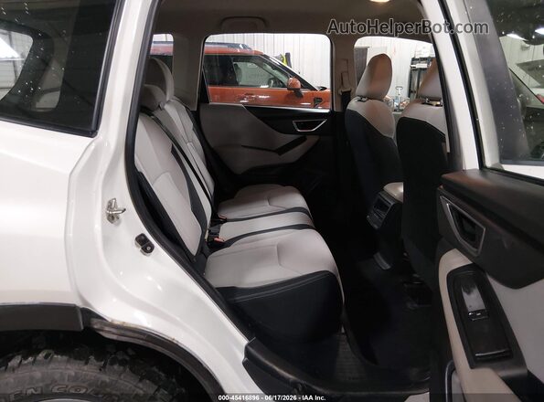 JF2SKADC4MH442317 2021 SUBARU FORESTER White VIN sticker view