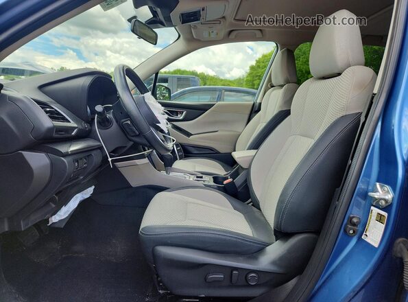 JF2SKADC7NH495630 2022 SUBARU FORESTER Blue Widok wnętrza z przodu