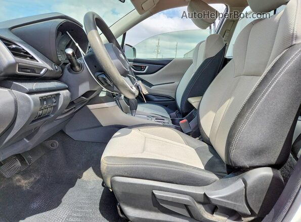 JF2SKADC9MH538539 2021 SUBARU FORESTER Белый Вид салона спереди