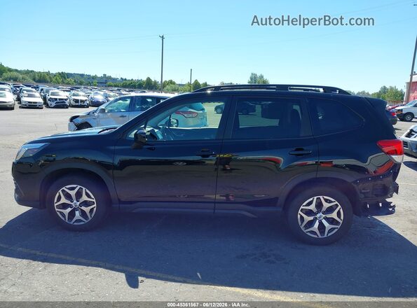 JF2SKADC9PH444021 2023 SUBARU FORESTER Черный 