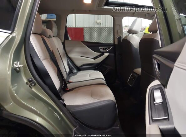 JF2SKAEC0KH578035 2019 SUBARU FORESTER Green VIN կոդի պիտակի տեսք