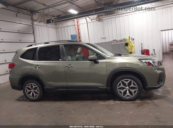 JF2SKAEC0KH578035 2019 SUBARU FORESTER Green Սալոնի հետևի տեսք