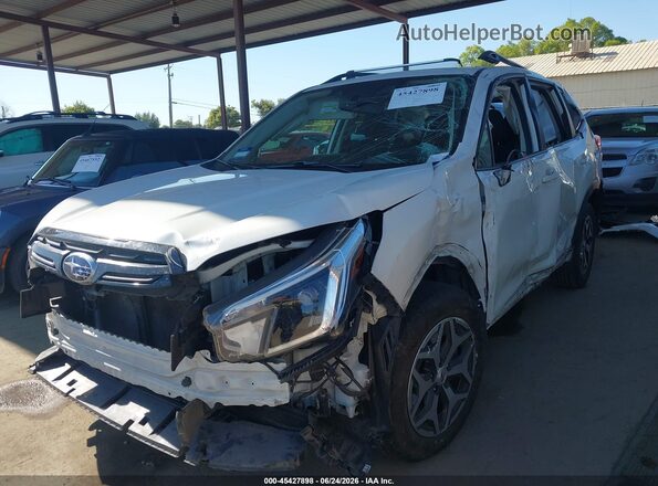 JF2SKAEC1NH408190 2022 SUBARU FORESTER White Front view