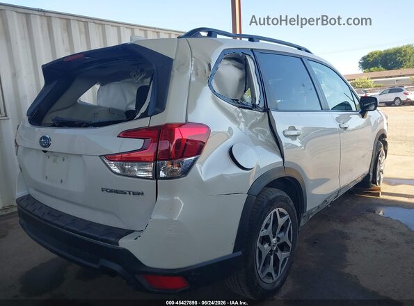 JF2SKAEC1NH408190 2022 SUBARU FORESTER White Rear right