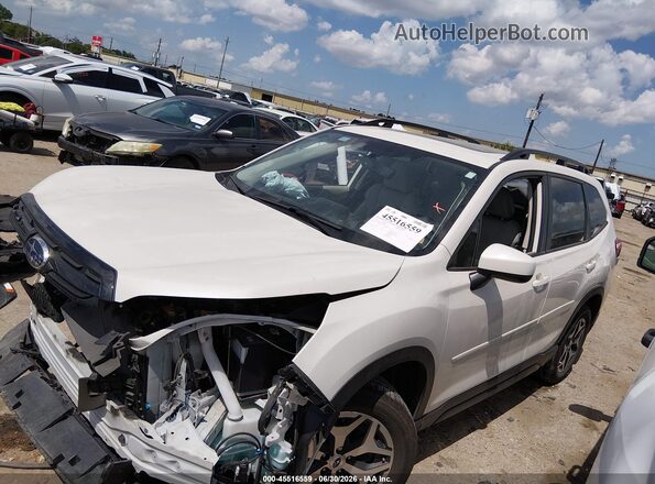 JF2SKAEC4PH464899 2023 SUBARU FORESTER White 