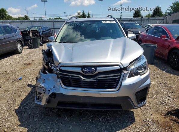 JF2SKAEC5KH407846 2019 SUBARU FORESTER Silver Front view