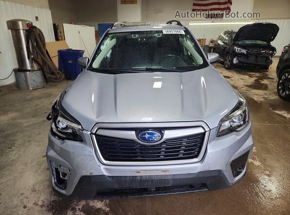 JF2SKAEC5KH538906 2019 SUBARU FORESTER Silver Вид спереду
