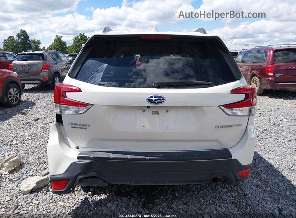 JF2SKAEC8KH572046 2019 SUBARU FORESTER White 