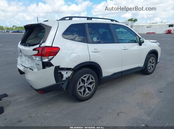 JF2SKAEC8PH462136 2023 SUBARU FORESTER Белый Задняя правая четверть