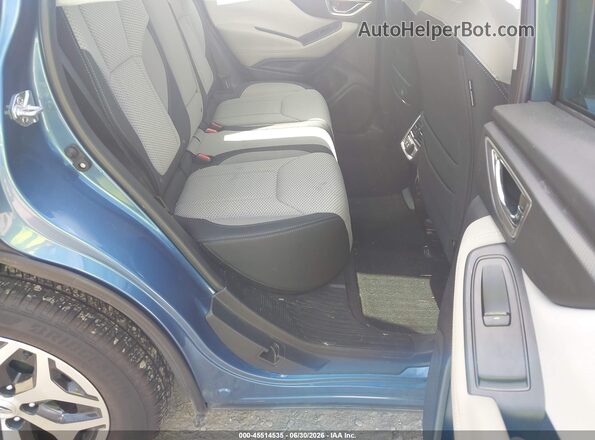 JF2SKAECXPH526516 2023 SUBARU FORESTER Blue Widok naklejki z numerem VIN