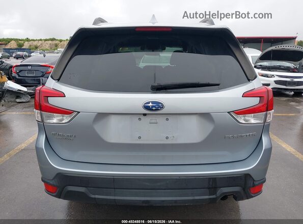 JF2SKAFC6MH439710 2021 SUBARU FORESTER Gray 