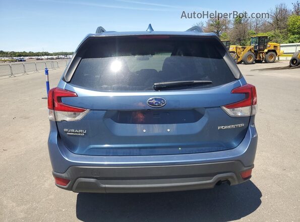JF2SKAFCXMH520063 2021 SUBARU FORESTER Blue 