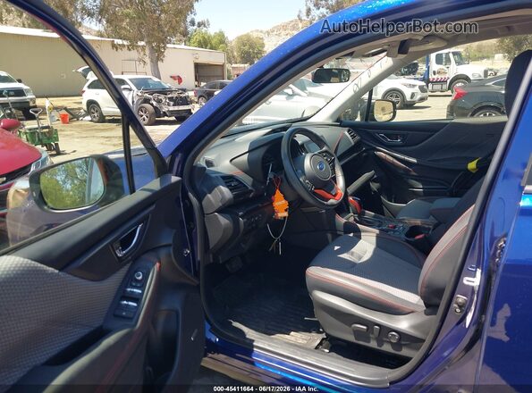 JF2SKAGC6RH435811 2024 SUBARU FORESTER Синий Вид салона спереди