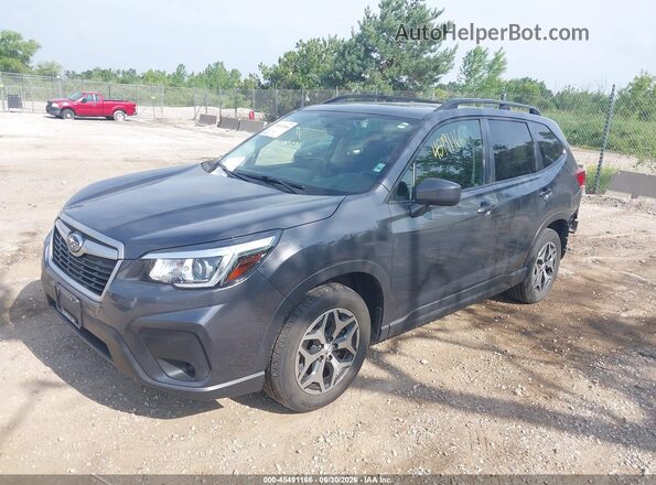 JF2SKAJC0LH570122 2020 SUBARU FORESTER Gray Vista tres cuartos delantera izquierda