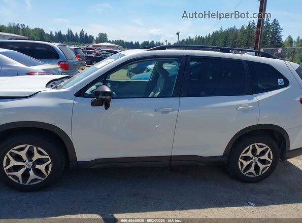 JF2SKAJC1MH466322 2021 SUBARU FORESTER White 