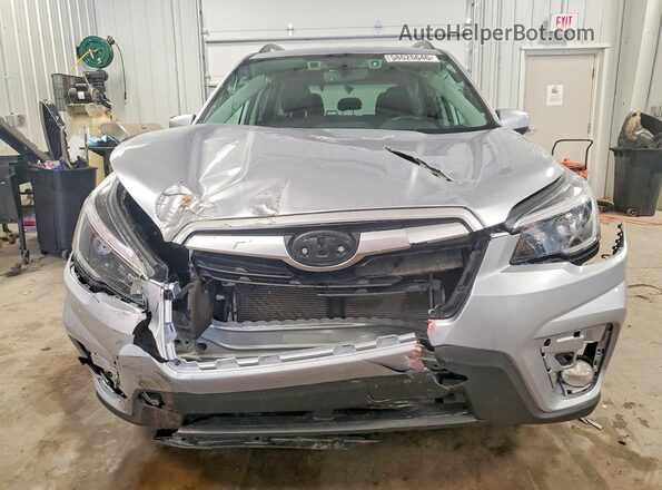 JF2SKAJC2MH462120 2021 SUBARU FORESTER Silver Դիմացի տեսք