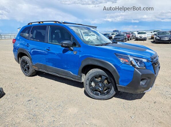 JF2SKAJC3RH529539 2024 SUBARU FORESTER Blue Передня права чверть