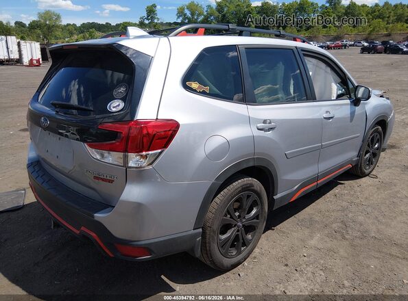 JF2SKAJC4PH515985 2023 SUBARU FORESTER Silver Задня права чверть