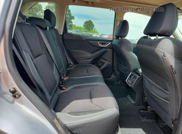 JF2SKAJC6MH494892 2021 SUBARU FORESTER Silver Rear seats view