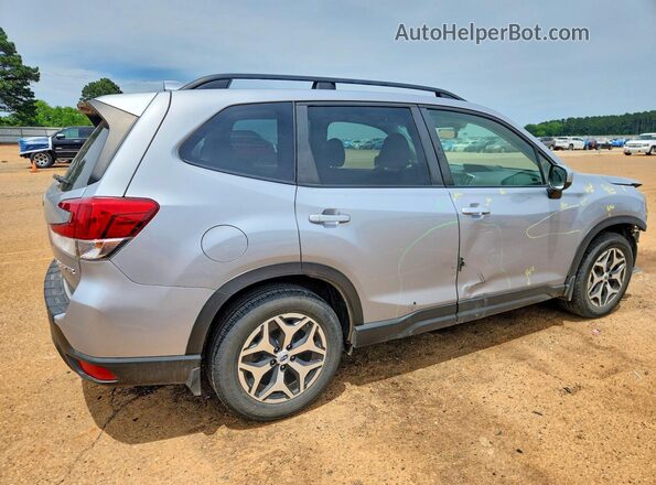 JF2SKAJC6MH494892 2021 SUBARU FORESTER Silver Rear right