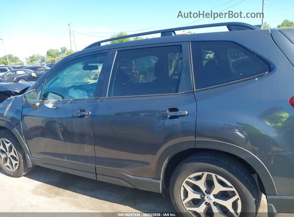 JF2SKAJC6MH568571 2021 SUBARU FORESTER Gray 