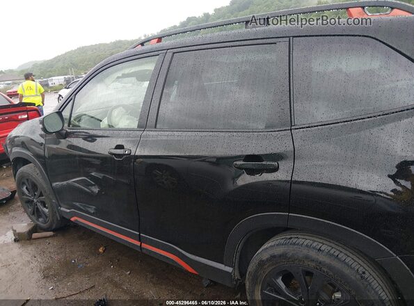 JF2SKAJCXPH437664 2023 SUBARU FORESTER Black 