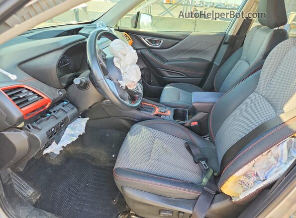 JF2SKALCXMH433705 2021 SUBARU FORESTER Silver 