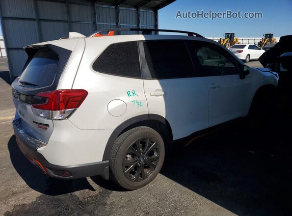 JF2SKAMC5LH565705 2020 SUBARU FORESTER White Rear right