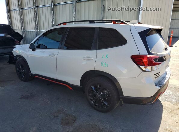 JF2SKAMC5LH565705 2020 SUBARU FORESTER White Rear left