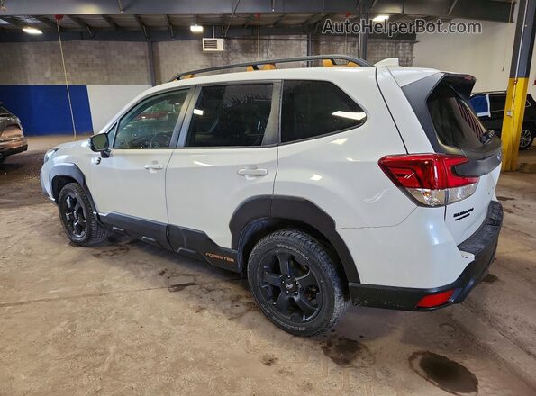 JF2SKAMC8NH432424 2022 SUBARU FORESTER White Հետևի ձախ