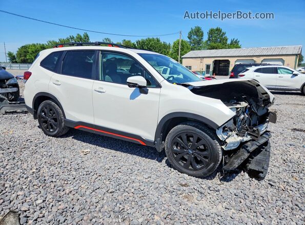 JF2SKAPC3KH517839 2019 SUBARU FORESTER White Front right