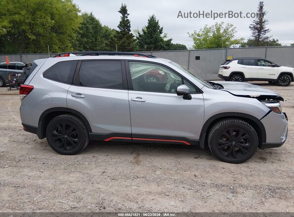 JF2SKAPC4KH581582 2019 SUBARU FORESTER White Սալոնի հետևի տեսք