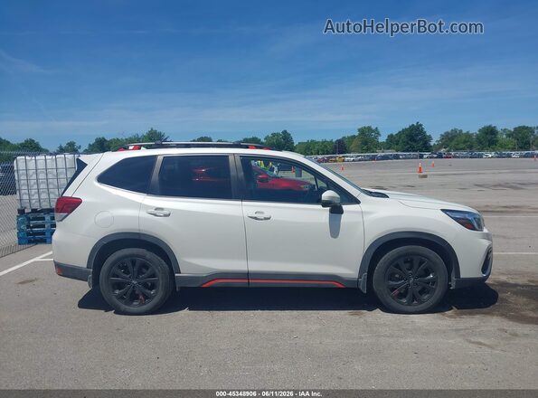 JF2SKAPC7KH564629 2019 SUBARU FORESTER White Vista interior trasera