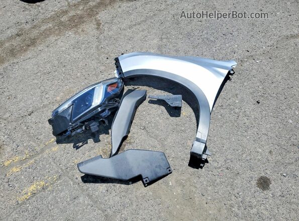 JF2SKAPC9PH469531 2023 SUBARU FORESTER Silver VIN կոդի պիտակի տեսք