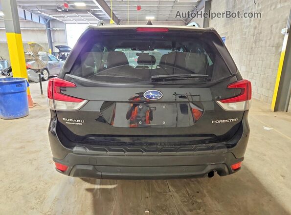 JF2SKAPCXNH520323 2022 SUBARU FORESTER Черный Вид сзади