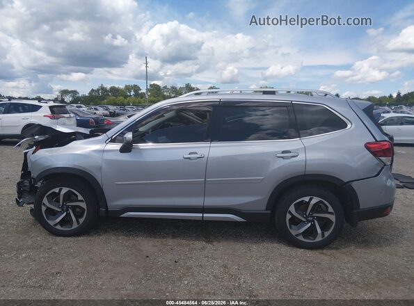 JF2SKARC0NH440557 2022 SUBARU FORESTER Silver Widok wnętrza 360 stopni