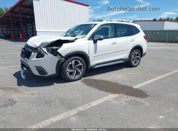 JF2SKARC9NH447300 2022 SUBARU FORESTER White წინა მარცხენა ხედი სამი მეოთხედიდან