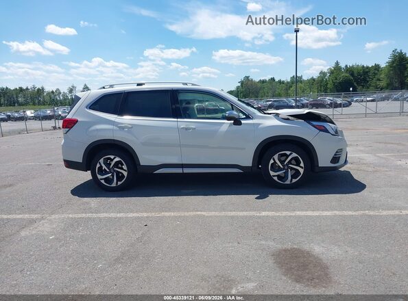 JF2SKARC9NH447300 2022 SUBARU FORESTER White უკანა სალონის ხედი
