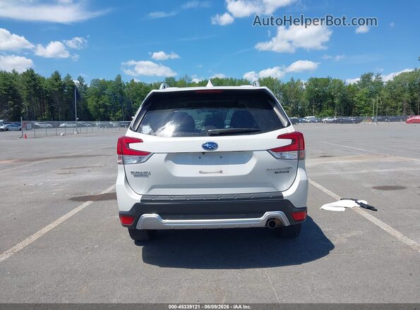 JF2SKARC9NH447300 2022 SUBARU FORESTER White 
