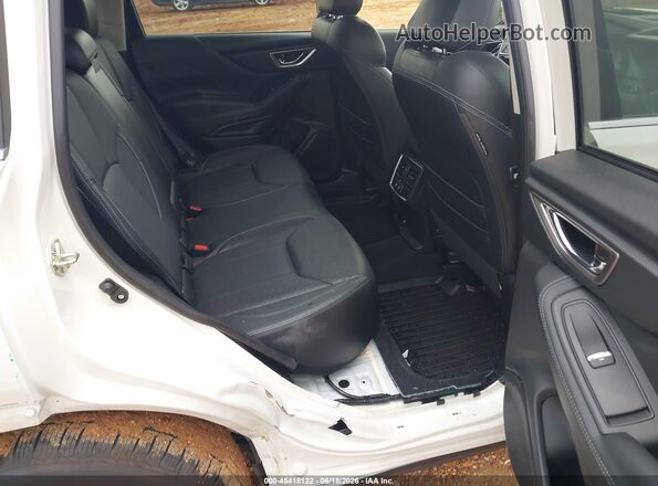 JF2SKASC2KH424866 2019 SUBARU FORESTER White VIN sticker view