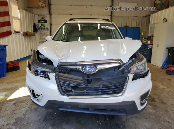 JF2SKASC2KH426293 2019 SUBARU FORESTER White Widok z przodu