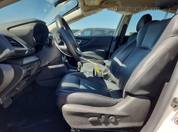 JF2SKASC3KH542151 2019 SUBARU FORESTER White 