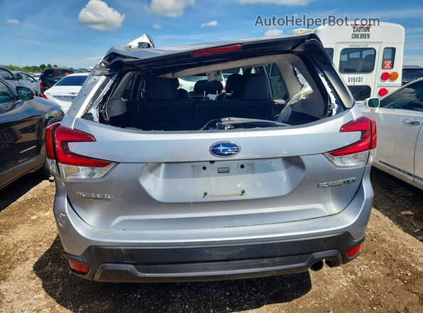 JF2SKASC8KH575968 2019 SUBARU FORESTER Silver Вид ззаду