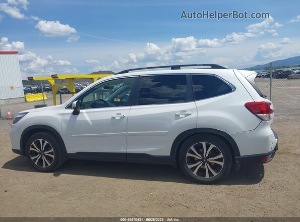 JF2SKASC8MH445420 2021 SUBARU FORESTER White 360 interior view
