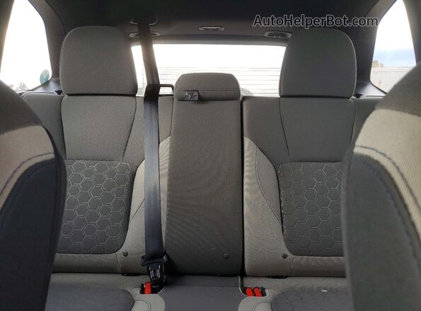 JF2SLDAC2SH528208 2025 SUBARU FORESTER Red Vista de los asientos traseros