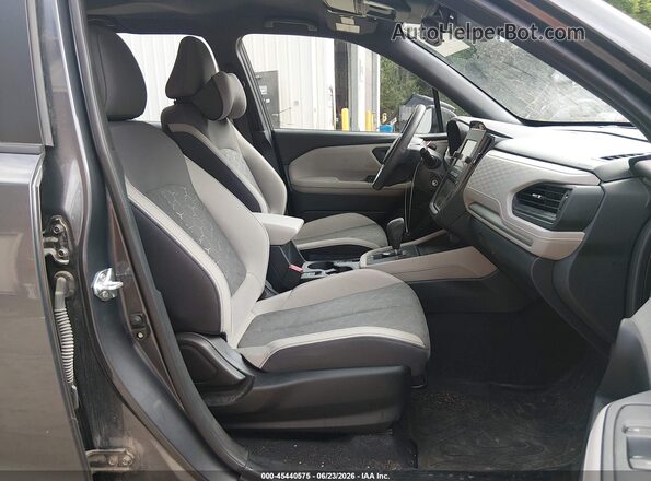 JF2SLDAC5SH533953 2025 SUBARU FORESTER Синий Вид салона спереди