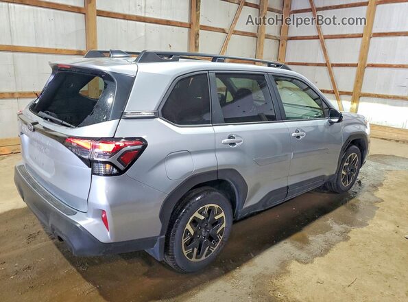 JF2SLDDC7SH465912 2025 SUBARU FORESTER Silver Tył prawy