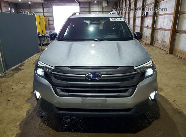 JF2SLDDC7SH465912 2025 SUBARU FORESTER Silver Widok z przodu